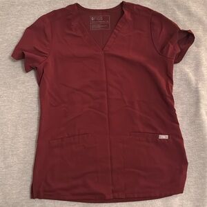 Casma Three-Pocket Scrub Top